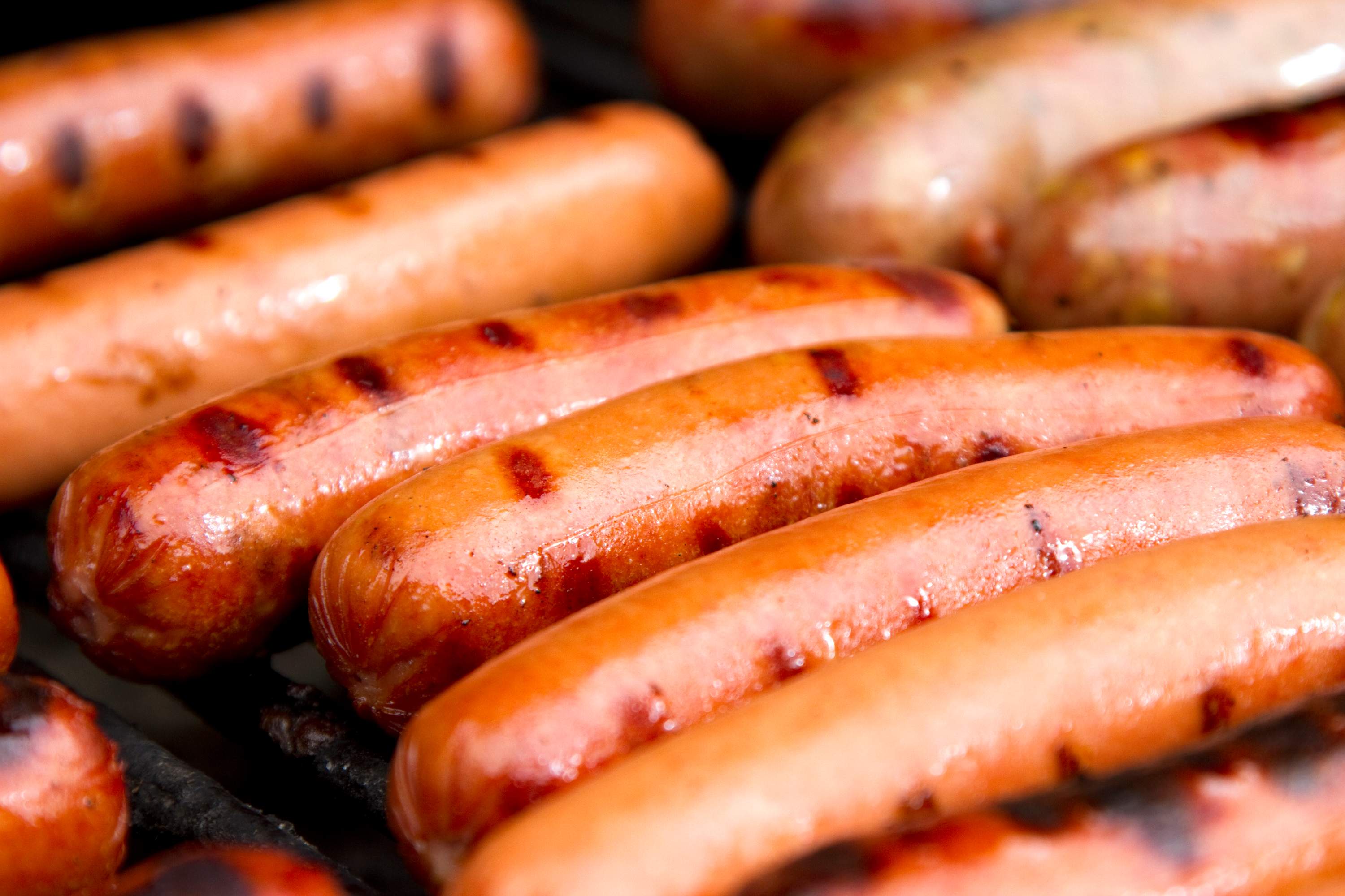Chefs Agree: This Is the Absolute Best Grocery Store Hot Dog You Can Buy